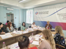 в Смоленске обсудили новую выплату для родителей с двумя и более детьми - фото - 1