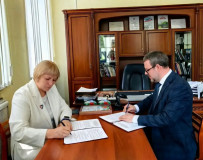 в Международный день борьбы с наркоманией и незаконным оборотом наркотиков подписано соглашение о сотрудничестве между Уполномоченным по правам ребенка и областным наркологическим диспансером - фото - 3