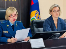состоялся совместный прием Уполномоченного по правам ребенка в Смоленской области и и.о. прокурора Смоленской области по вопросам соблюдения прав несовершеннолетних - фото - 1